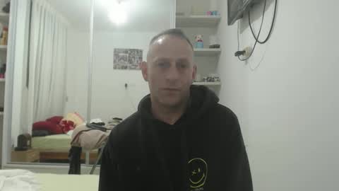 Snapshot of g10303 chatting on 02.19.26 g103031910303 online show from 02.19.26