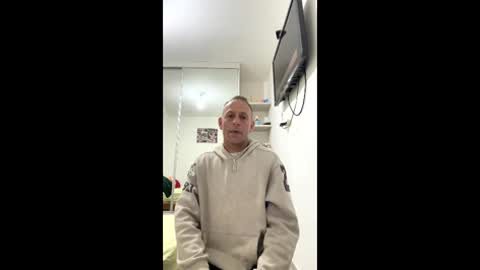 Snapshot of g10303 chatting on 02.27.26 g103031910303 online show from 02.27.26