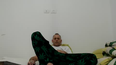 Snapshot of g10303 chatting on 06.21.26 g103031910303 online show from 06.21.26