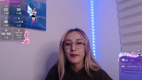 Snapshot of gabb_rioss chatting on 12.12.24 Gabriela online show from 12.12.24