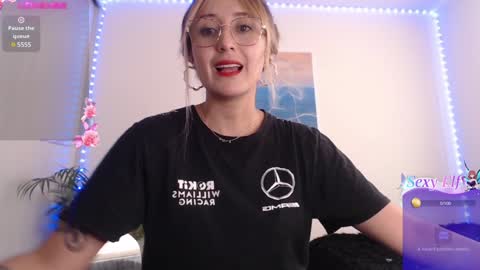 Snapshot of gabb_rioss chatting on 01.06.25 Gabriela online show from 01.06.25