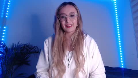 Snapshot of gabb_rioss chatting on 03.07.25 Gabriela online show from 03.07.25