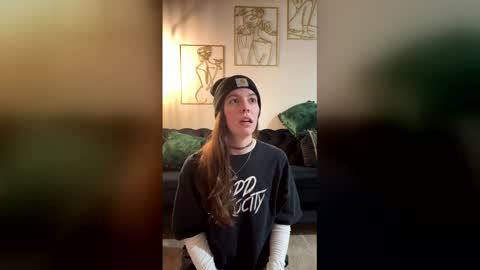 Snapshot of gabbivtate chatting on 03.04.26 Gabbi Von Tate online show from 03.04.26