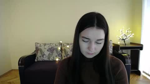 Jaklin online show from 01.12.25