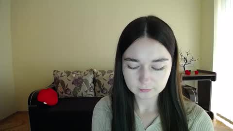 Jaklin online show from 10.10.25