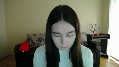 Jaklin online show from 10.18.25