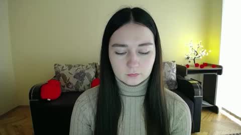 Snapshot of gabby_di chatting on 04.21.26 Jaklin online show from 04.21.26