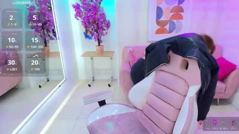 gabby_evanns online show from 11.18.25