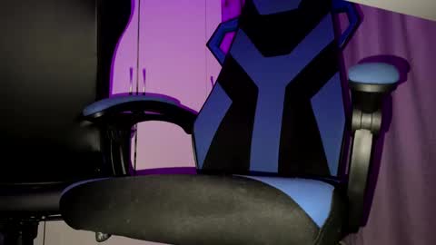 Snapshot of gabeitches16 chatting on 01.14.25 Gabeitches16 online show from 01.14.25