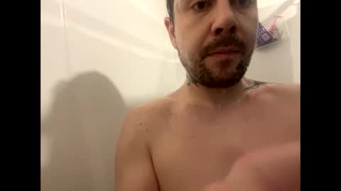 Snapshot of gabethier25 chatting on 12.18.24 yeeah online show from 12.18.24