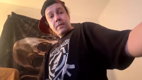 Snapshot of gabethier25 chatting on 01.21.25 yeeah online show from 01.21.25