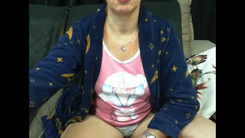 gaby  layla online show from 12.11.24