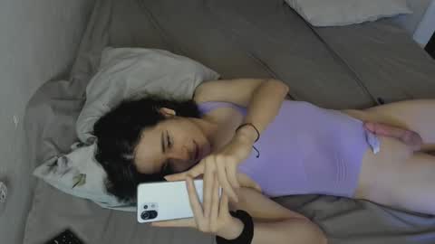 Snapshot of gabriel_olx chatting on 10.28.25 gabriel online show from 10.28.25