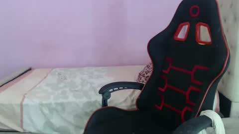 G A B R I E L A I S B A C K.  online show from 02.17.25