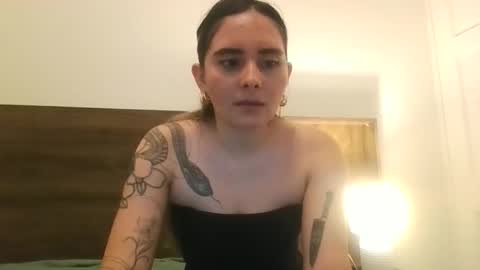 Gabriela Miller online show from 04.04.26