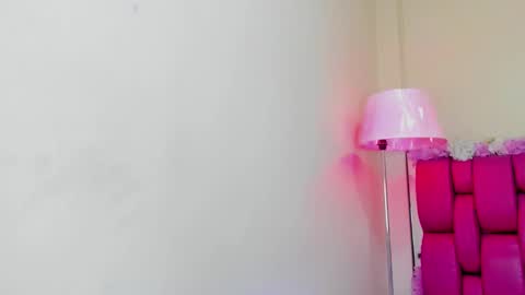 Gaby Im on vacation see you on November 25 online show from 02.01.25