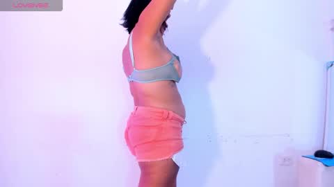 Snapshot of gabrielaa_miller_ chatting on 11.27.25 gabrielaa_miller_ online show from 11.27.25