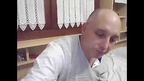 Snapshot of gabrielegr22 chatting on 10.08.25 Gabriele online show from 10.08.25