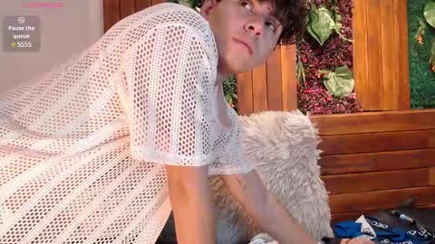 Snapshot of gabriell_ramirez_ chatting on 02.21.25 gabriell_ramirez_ online show from 02.21.25