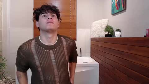 Snapshot of gabriell_ramirez_ chatting on 03.08.25 gabriell_ramirez_ online show from 03.08.25