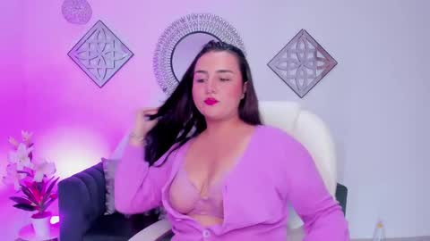 Snapshot of gabriella_evans_ chatting on 10.14.25 gabriella_evans_ online show from 10.14.25