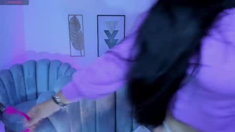 Snapshot of gabriella_evans_ chatting on 11.01.25 gabriella_evans_ online show from 11.01.25