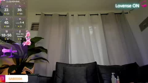 Snapshot of gabriiieela_ chatting on 10.04.25 Sara online show from 10.04.25