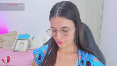 Snapshot of gaby_olsen chatting on 01.30.25 Gabriela online show from 01.30.25