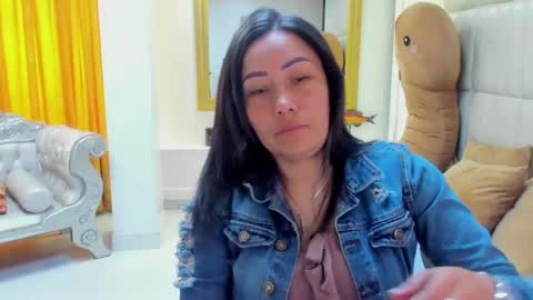 Snapshot of gaby_trent chatting on 01.11.25 gabriela online show from 01.11.25