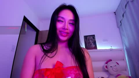 Snapshot of gabydesire chatting on 12.22.25 GABY DESIRE online show from 12.22.25