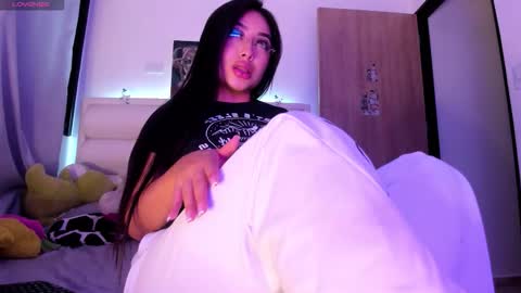 Snapshot of gabydesire chatting on 01.10.26 GABY DESIRE online show from 01.10.26