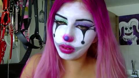 gabygumms online show from 10.17.25