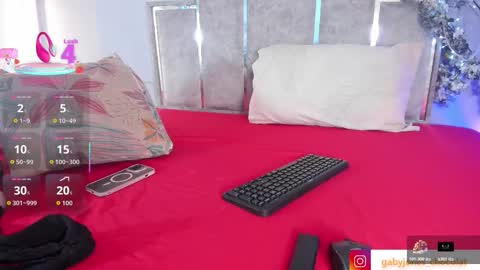 gabyyjones online show from 11.09.25