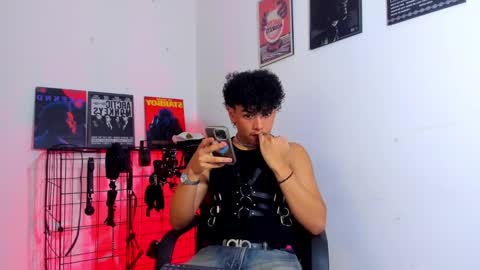 Snapshot of gaeloconner chatting on 02.23.25 Gael Conner online show from 02.23.25