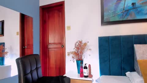 Snapshot of gahiabelucci chatting on 01.15.26 GahiaBelucci online show from 01.15.26