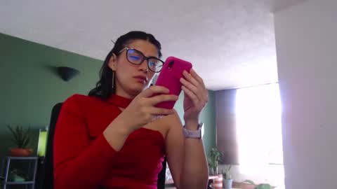 Snapshot of gaitan4 chatting on 09.10.25 gaitan4 online show from 09.10.25