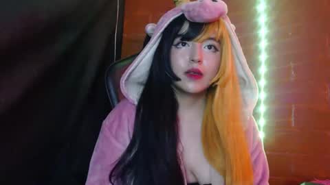 Kate 3 online show from 02.17.25