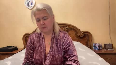 Snapshot of galatea_2025 chatting on 10.19.25 galatea_2025 online show from 10.19.25