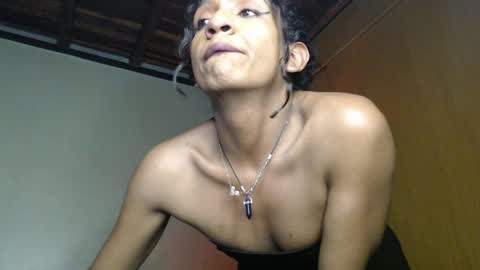 Snapshot of galgadoth chatting on 05.11.26 Genesis Isabell gil online show from 05.11.26