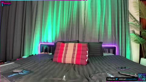 Snapshot of gandamitch chatting on 10.19.25 Morena Mitch online show from 10.19.25