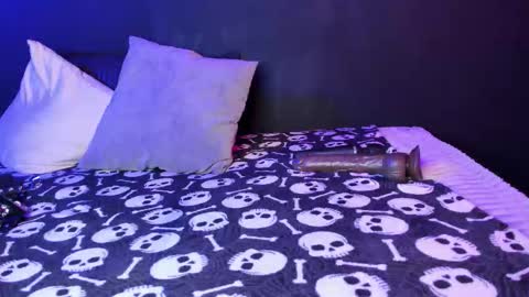  Usagi  online show from 09.09.25