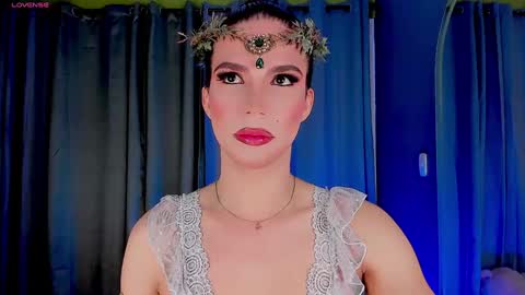 Vnecis Marn online show from 01.27.25