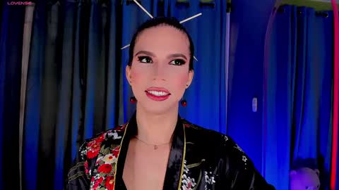 Vnecis Marn online show from 01.28.25