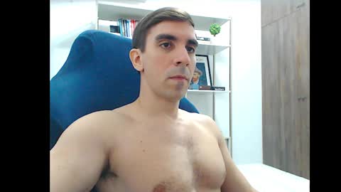 gatosarado23 online show from 10.13.25