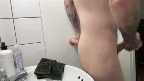 Snapshot of gaytattooed chatting on 09.29.25 gaytattooed online show from 09.29.25