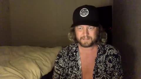 gcsurfer81 online show from 10.03.25