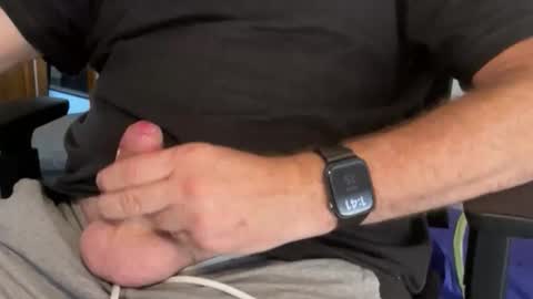 Snapshot of geelongguy chatting on 02.15.26 Chris online show from 02.15.26