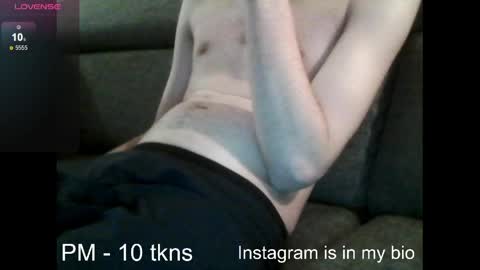 Snapshot of geil123569551 chatting on 05.13.26 geil123569551 online show from 05.13.26