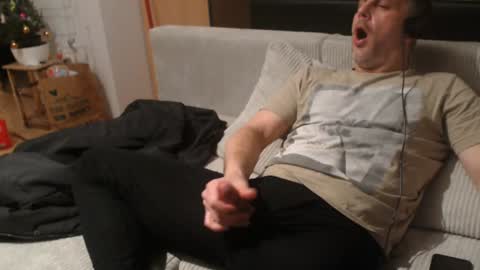 Lassmiranda online show from 12.23.24