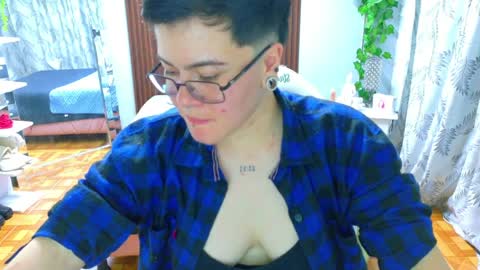 Snapshot of geminis_xxx1 chatting on 04.10.26 geminis_xxx1 online show from 04.10.26